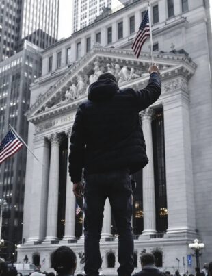 A Silver Lining for Stocks in Gloomy Data